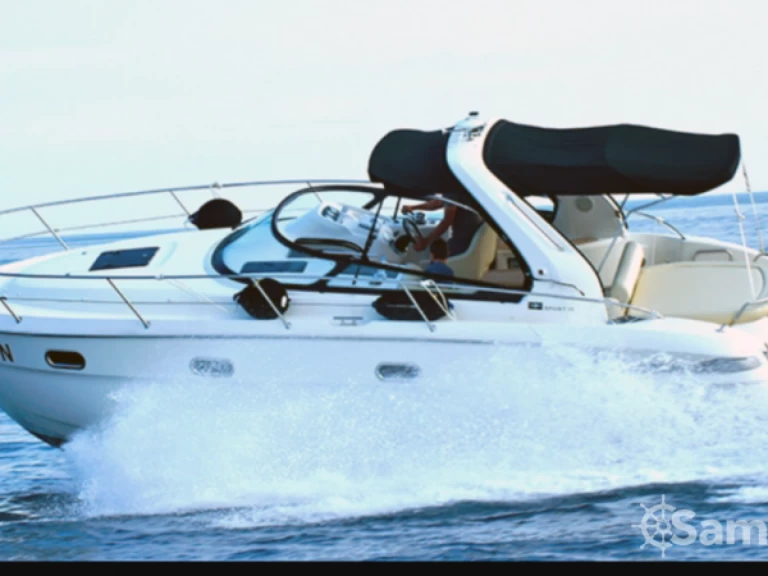 Bavaria Bavaria 28 Sport między profesjonalistami a osobami prywatnymi w Mandelieu-la-Napoule