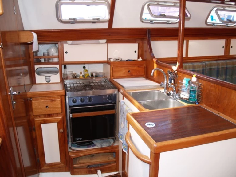 Wynajem Żaglowiec w Hyeres - Sangermani course croisière