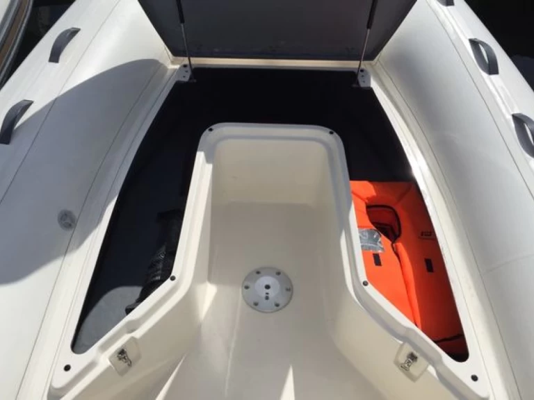 Wynajem w Saint-Georges-de-Didonne- Capelli Tempest 600 na SamBoat