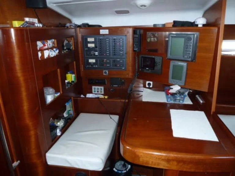 Wynajem w Hyeres- Bénéteau First 47.7 na SamBoat