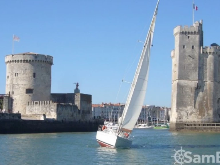 Wynajem łodzi La Rochelle tanio First 35 S5