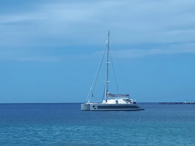 Wynajem łodzi Marigot tanio CATAMARAN