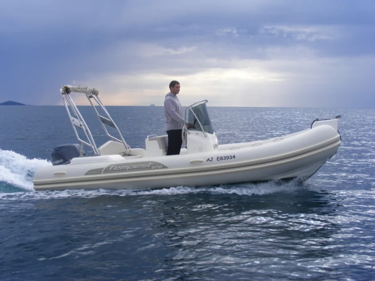 Wynajmij Capelli Capelli 570 Luxe w Propriano