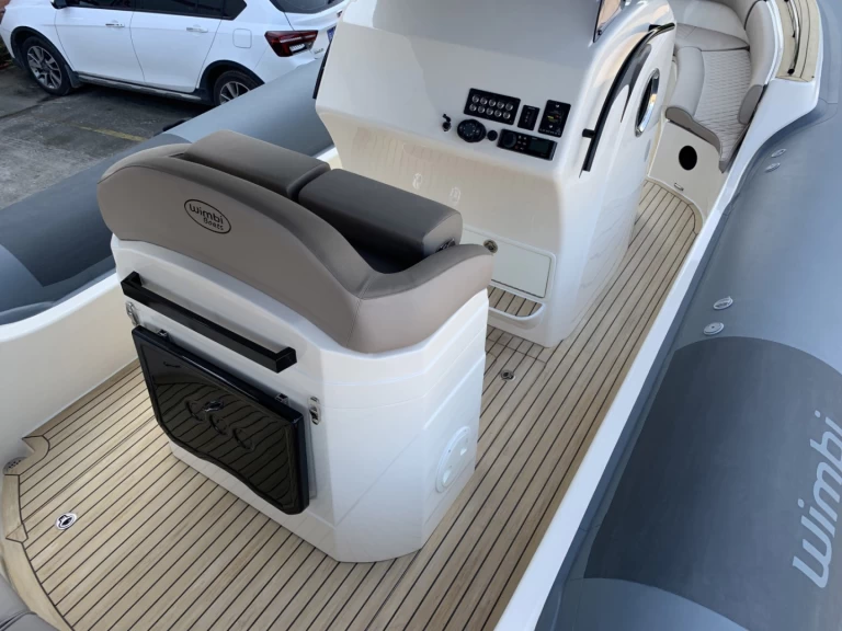 Wynajem łodzi Port Grimaud tanio 10.0 II