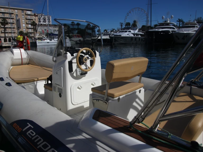 Wynajem łodzi Capelli Tempest 626 w Saint-Raphael na SamBoat 