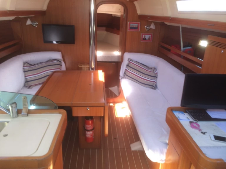 Dufour Dufour 34 Performance między profesjonalistami a osobami prywatnymi w La Rochelle