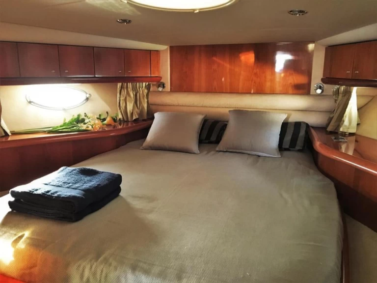 Wynajmij Luksusowy jacht z lub bez skippera Sunseeker w Mahon