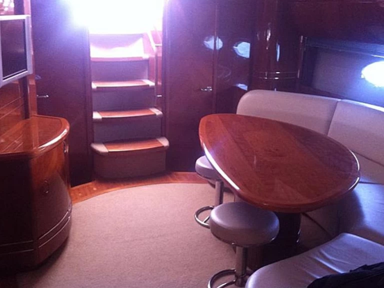 Wynajmij Luksusowy jacht z lub bez skippera Princess w Mahon