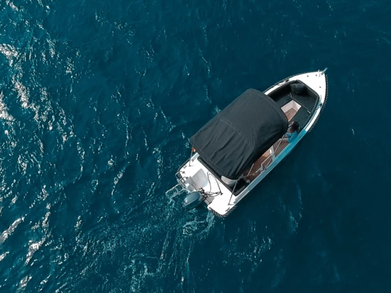 Wynajmij Motorówka z lub bez skippera Silverton Yachts w Roses