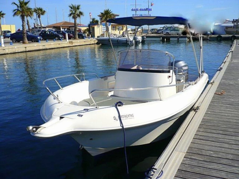 Wynajmij Pacific Craft Pacific Craft 500 Open w Nicea