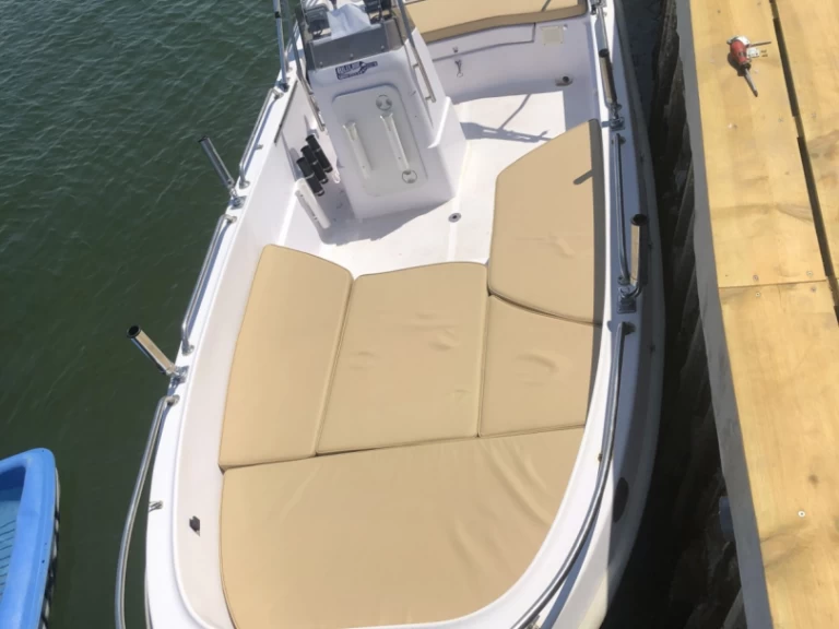 Wynajmij Motorówka z lub bez skippera Poseidon w Lège-Cap-Ferret