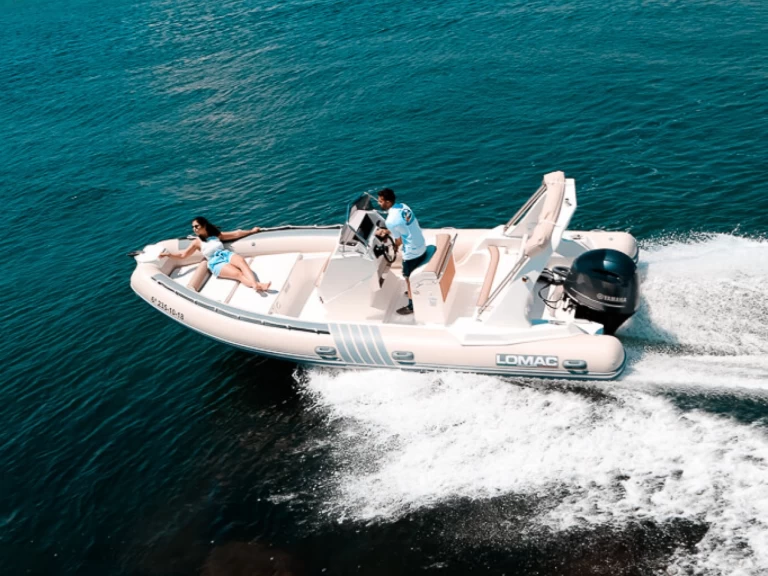 Wynajmij Łódż półsztywna z lub bez skippera Lomac w Roses