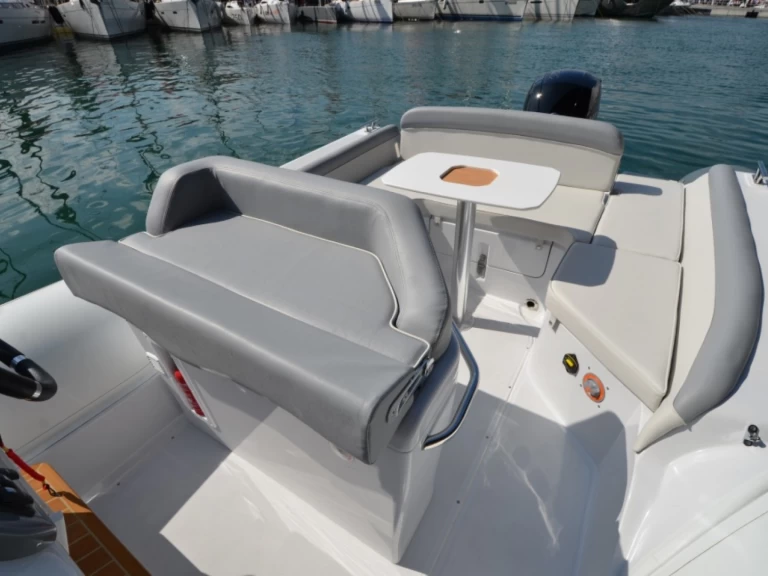 Wynajem łodzi Roses tanio Salpa Soleil 23