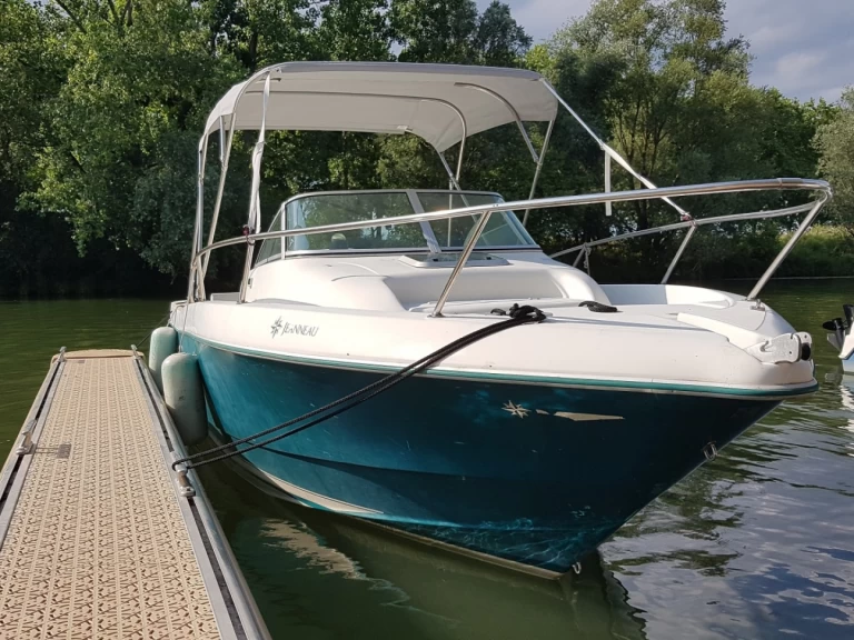 Wynajem Motorówka Jeanneau z patentem 