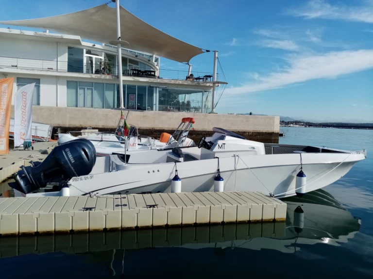 Wynajem łodzi Pacific Craft Pacific Craft 27 RX w Portimão na SamBoat 