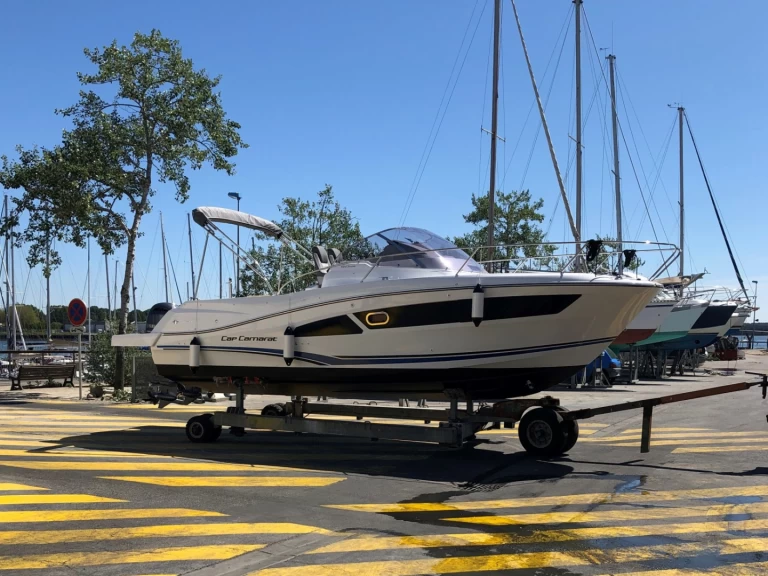 Motorówka do wynajmu w Larmor-Plage w najlepszej cenie