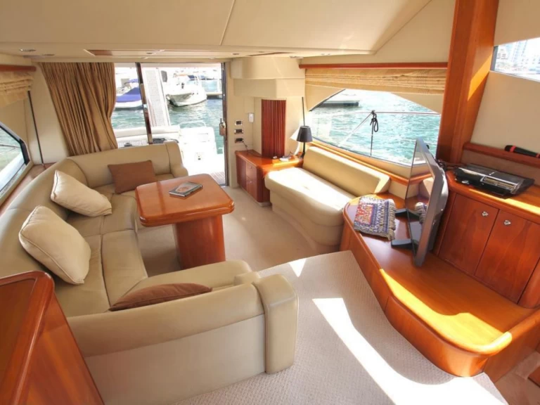 Wynajmij Luksusowy jacht z lub bez skippera Sunseeker w Cannes