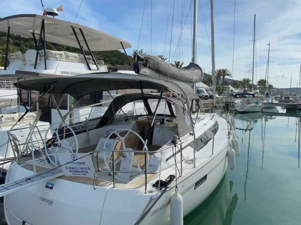 Wynajmij Żaglowiec z lub bez skippera Bavaria w Getxo