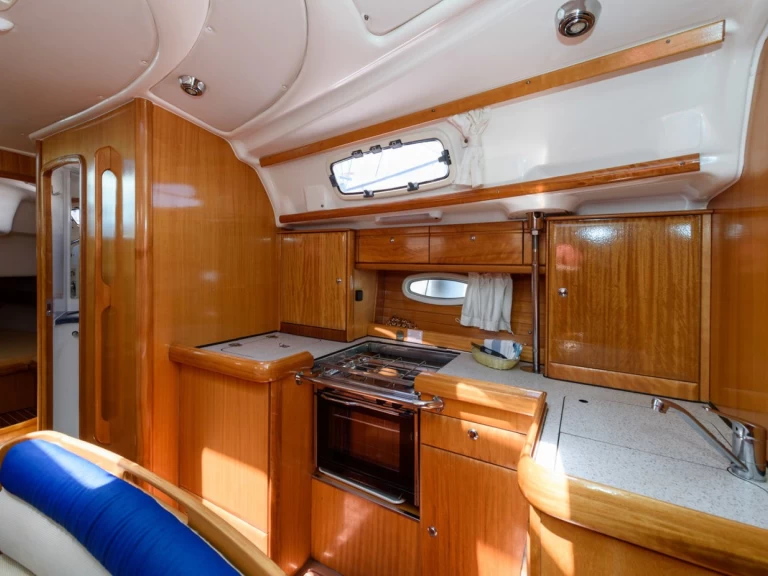 Wynajem łodzi Bavaria Bavaria 42 Cruiser w Trogir na SamBoat 