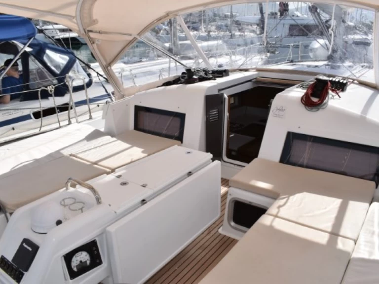 Żaglowiec do wynajmu w Kaštela w najlepszej cenie