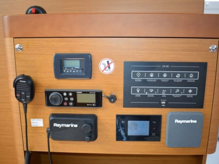 Żaglowiec do wynajmu w Kaštela w najlepszej cenie