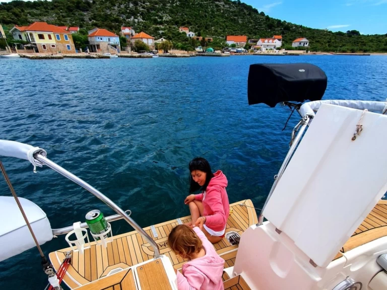 Wynajem łodzi Jezera tanio Impression 344