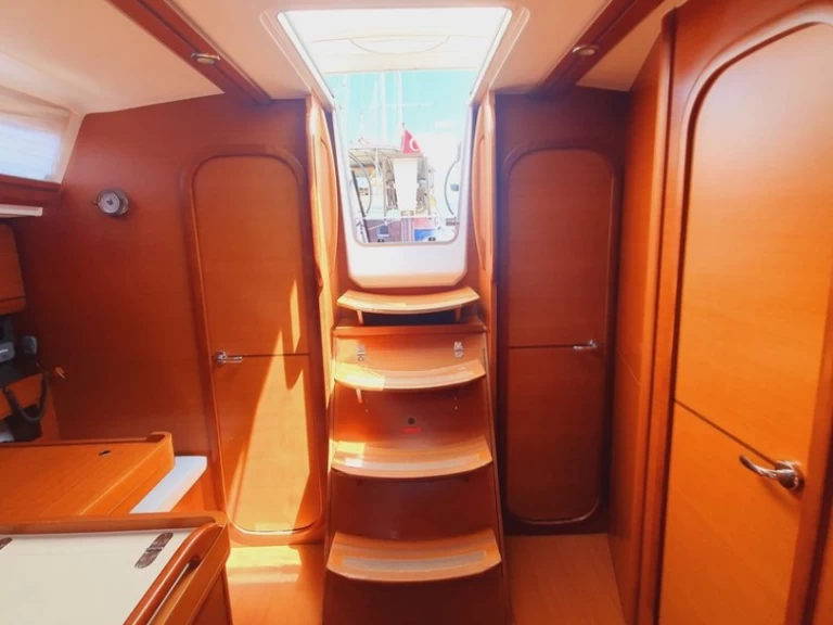 Wynajem łodzi Fethiye tanio Dufour 405 Grand Large