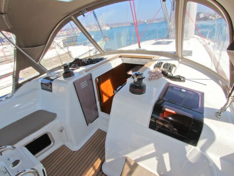 Wynajem w Lavrio- Jeanneau Sun Odyssey 449 na SamBoat
