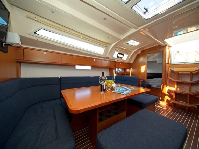 Wynajem łodzi Murter-Kornati tanio Cruiser 41