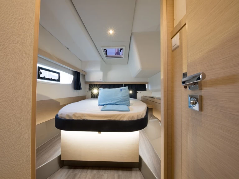 Wynajem w Goecek- Fountaine Pajot Lucia 40 na SamBoat