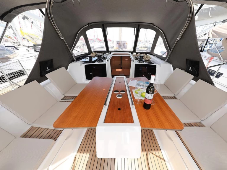 Wynajmij Żaglowiec z lub bez skippera Dufour w Biograd na Moru