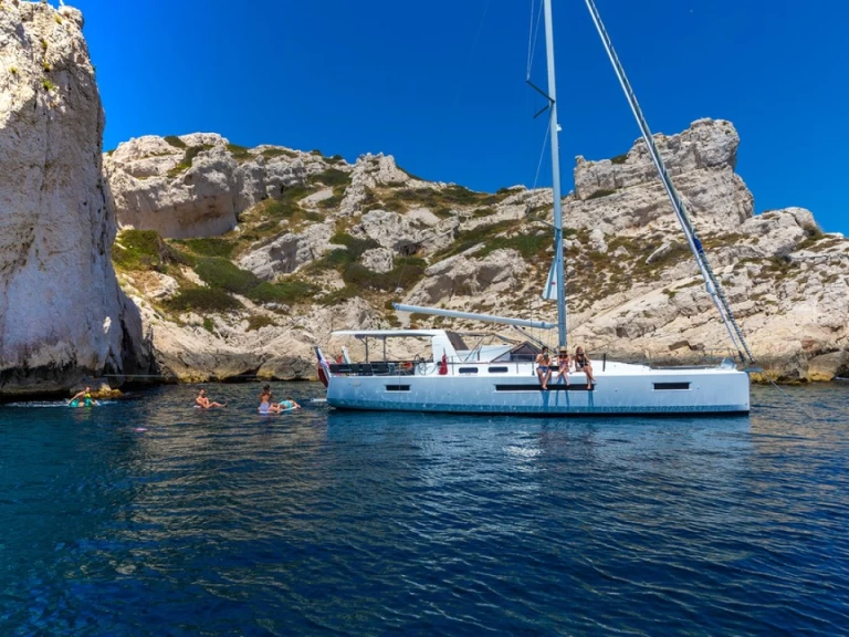 Żaglowiec do wynajmu w Donji Seget w najlepszej cenie