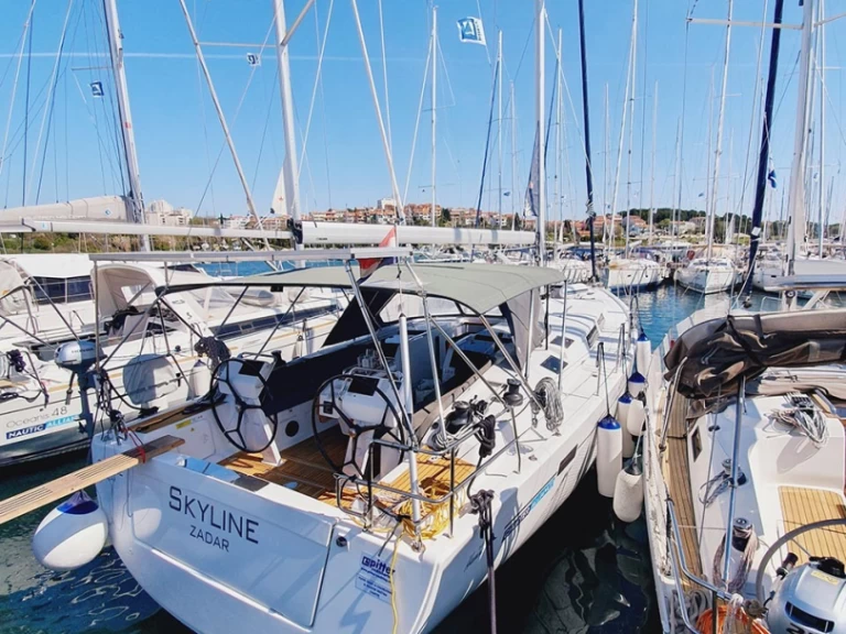 Wynajmij Hanse Hanse 505 w Pula