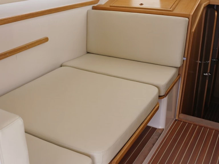 Motorówka do wynajmu w Sukosan w najlepszej cenie