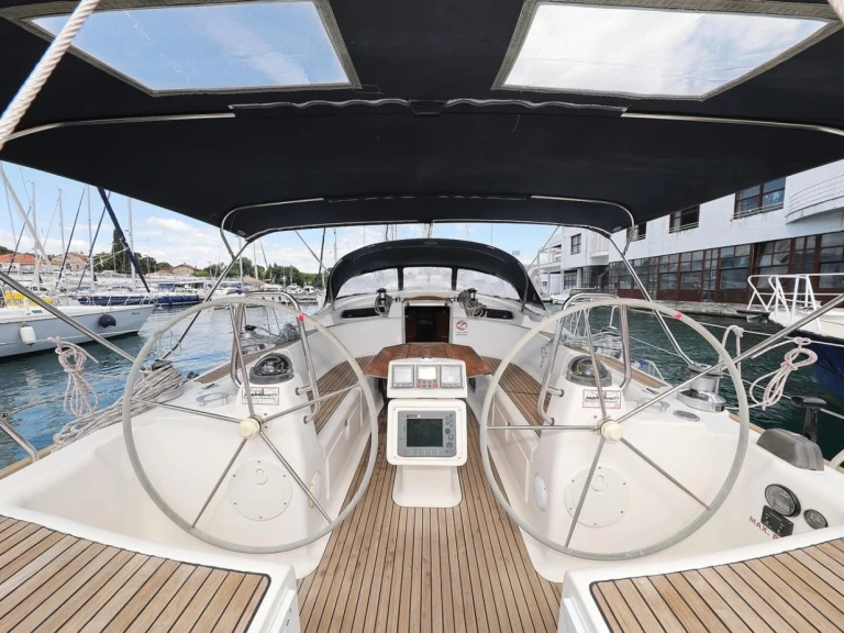 Żaglowiec do wynajmu w Zadar w najlepszej cenie