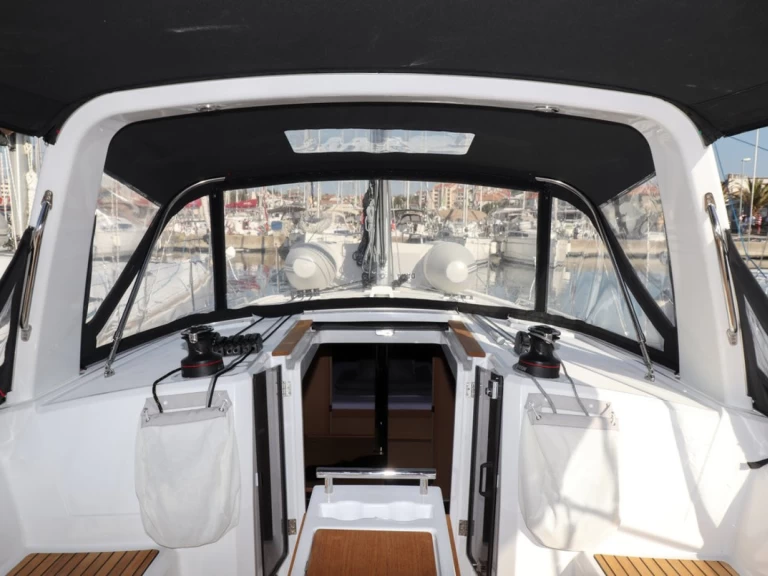 Wynajem łodzi Biograd na Moru tanio Oceanis 38.1