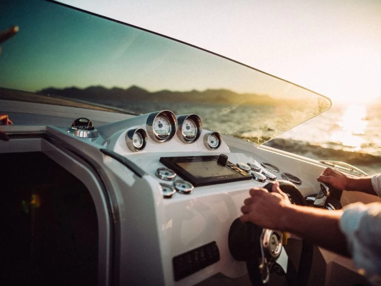 Motorówka do wynajmu w Kaštela w najlepszej cenie