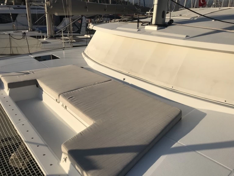 Wynajmij Fountaine Pajot Astrea 42 w Fethiye