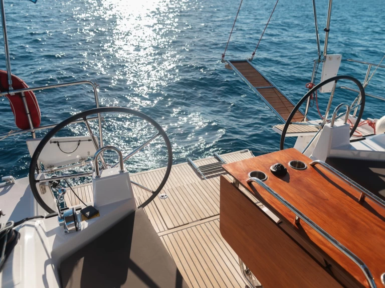 Wynajem łodzi Bénéteau Oceanis 40.1 w Alimos na SamBoat 