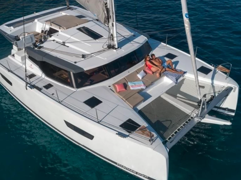 Wynajmij Katamaran z lub bez skippera Fountaine Pajot w Ajaccio