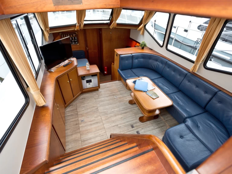 Barka do wynajmu w Waren (Müritz) w najlepszej cenie