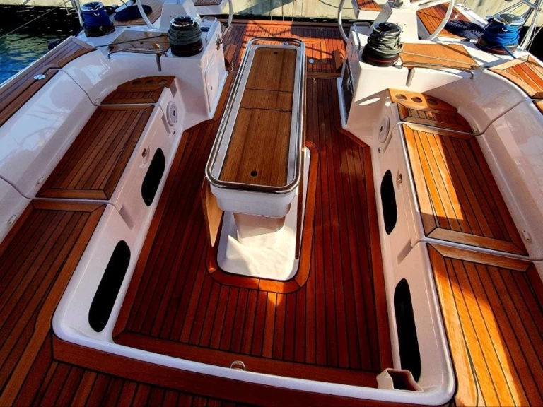 Żaglowiec do wynajmu w Biograd na Moru w najlepszej cenie