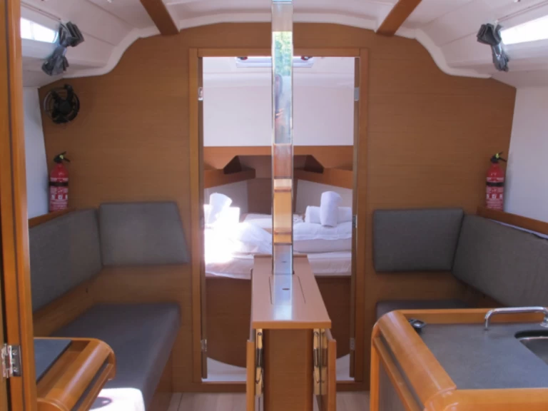 Wynajem Żaglowiec w Ajaccio - Jeanneau Sun Odyssey 349