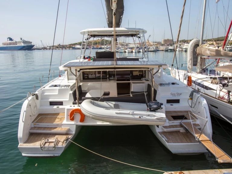 Wynajem Katamaran w Lavrio - Lagoon Lagoon 46