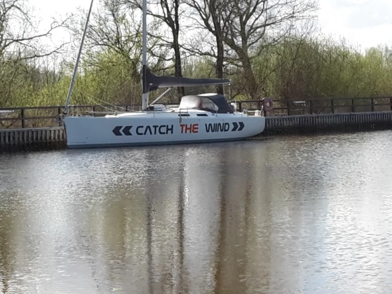 Żaglowiec do wynajmu w Kiel w najlepszej cenie