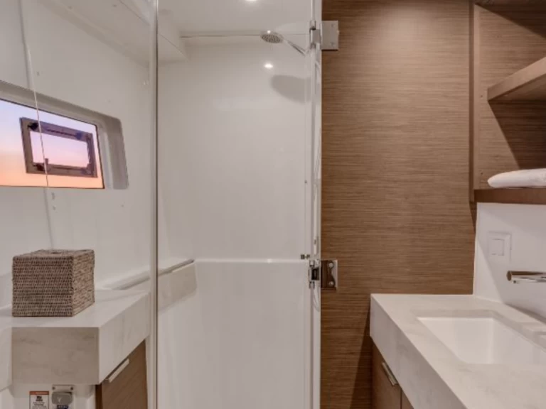 Wynajmij Lagoon Lagoon 40 w Raiatea