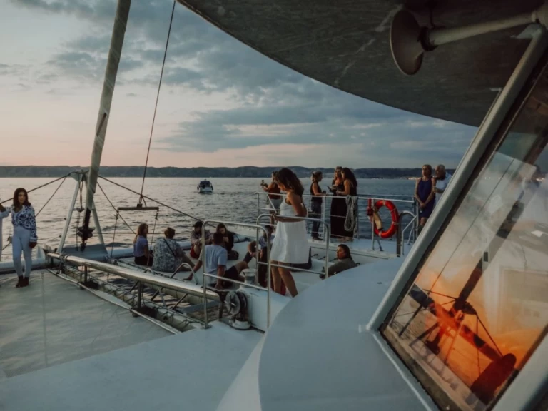 Katamaran do wynajmu w Marsylia w najlepszej cenie