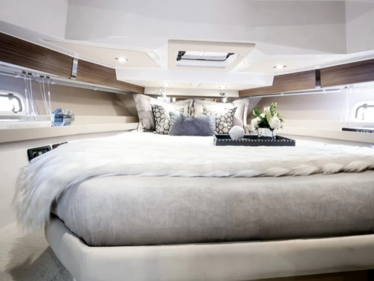 Wynajmij Motorówka z lub bez skippera Azimut w Sorrento