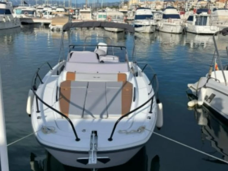 Wynajmij Motorówka z lub bez skippera Bénéteau w Port de Cambrils