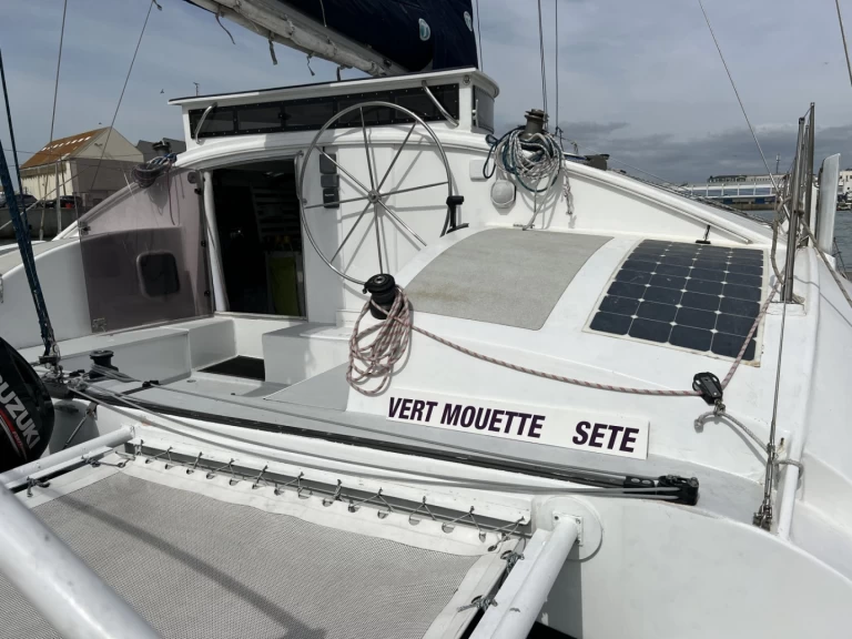 Wynajmij Katamaran z lub bez skippera Kergomard w Les Sables-d'Olonne